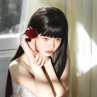 港灯物语 封面